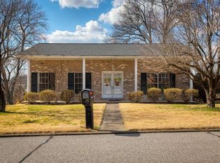 3604 Debbie Ln, Evansville, IN 47711