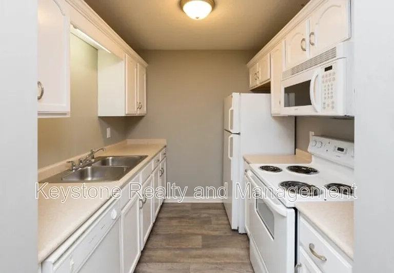 Royster Lane — Photo 121