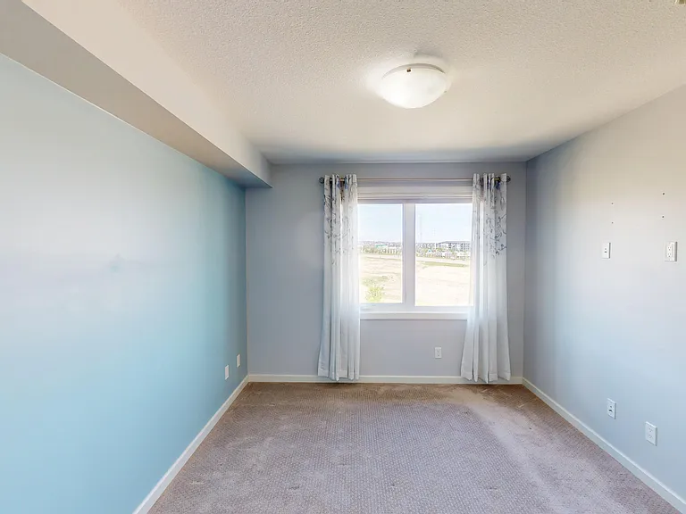 2307 Kincora Glen Rd NW — Photo 8