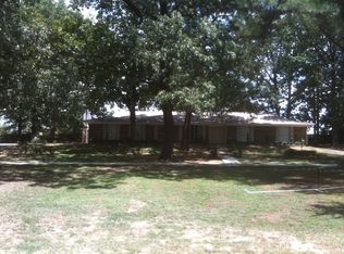 6404 Springwood Dr, Texarkana, TX 75503