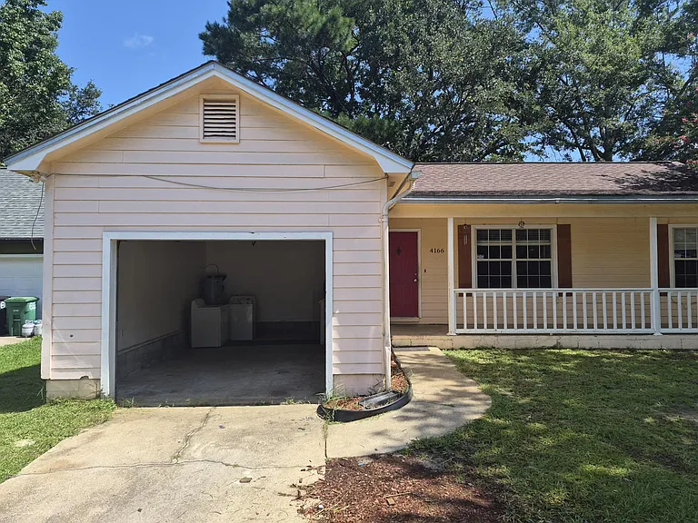 4166 Laurel Oak Cir — Photo 2