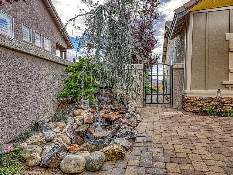 3310 Ten Mile Dr — Photo 8
