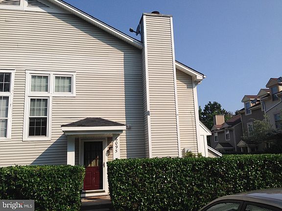 2nd image of 6095 Netherton St