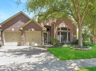 643 Avery Dr, Sugar Land, TX 77479