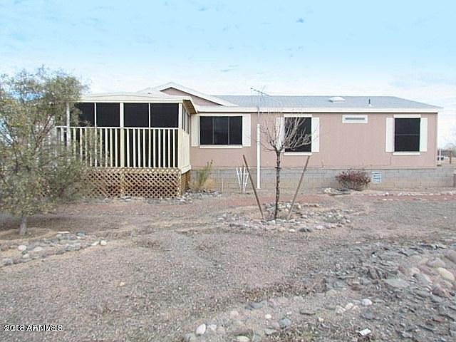 1st image of 38548 W Mountain Ave