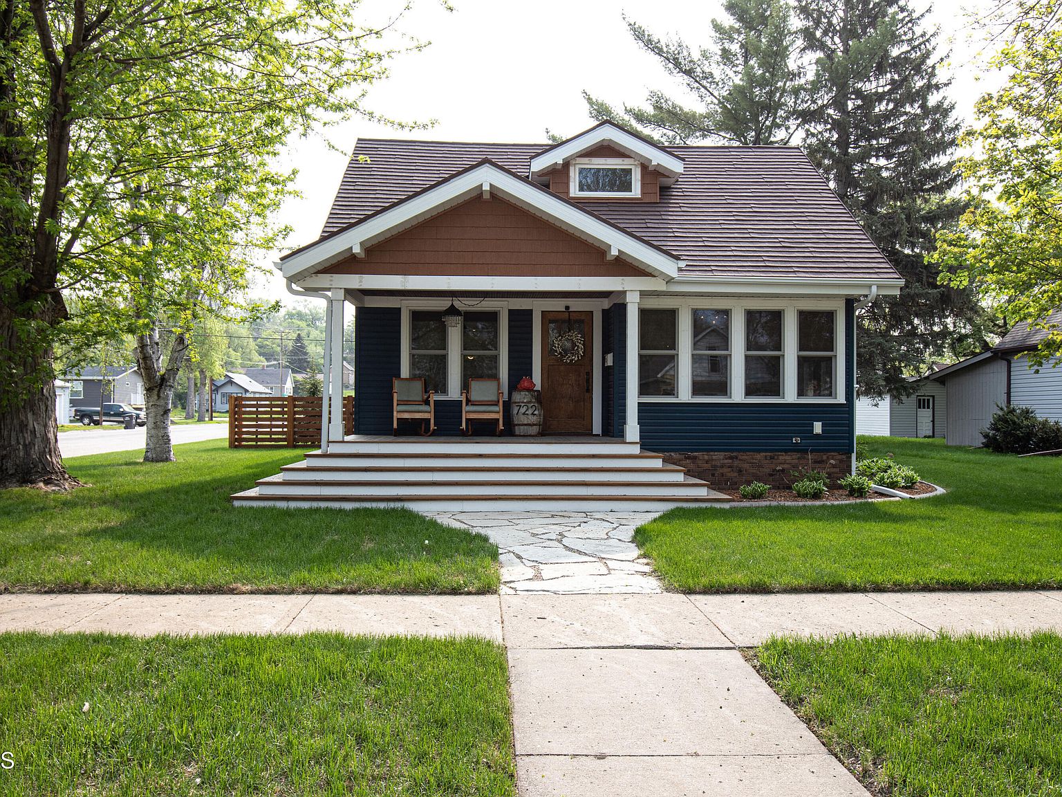 722 1st Ave N, Jamestown, ND 58401 Zillow
