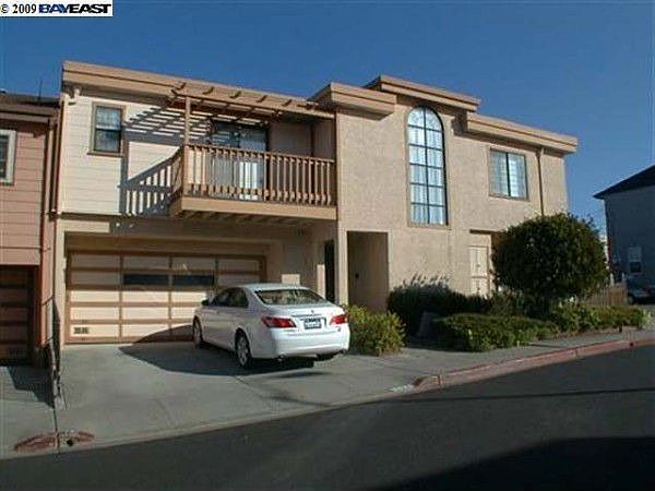 1st image of 285 Estelle Ln