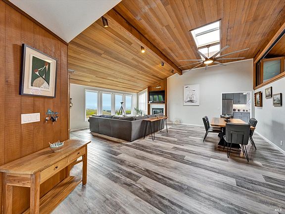 5th image of 20730 Heron Drive