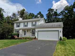 6132 Klines Dr, Girard, OH 44420
