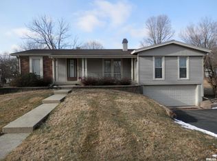 124 Henderson Rd, Knoxville, IL 61448