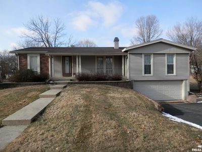 124 Henderson Rd, Knoxville, IL, 61448
