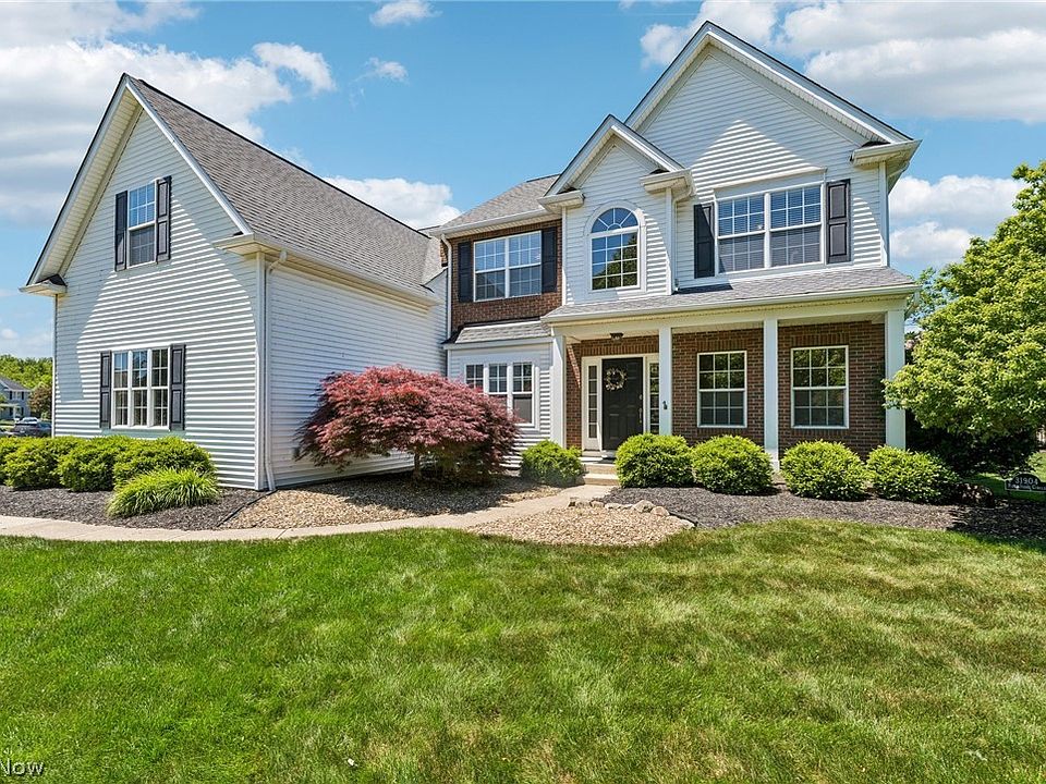 1st image of 31904 Fieldstone Cir