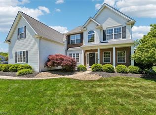 31904 Fieldstone Cir, Avon Lake, OH 44012