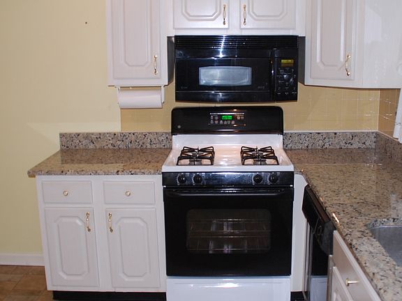 Microwave/Convection oven.