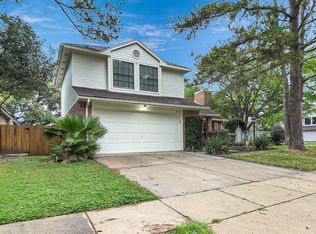 16302 Salinas Ln, Houston, TX 77095