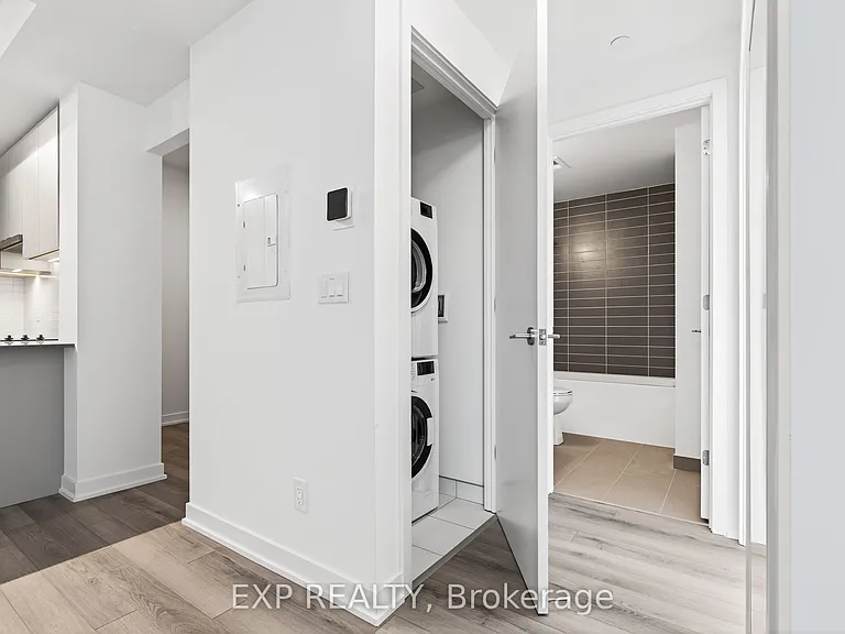 3071 Trafalgar Rd #411 — Photo 26