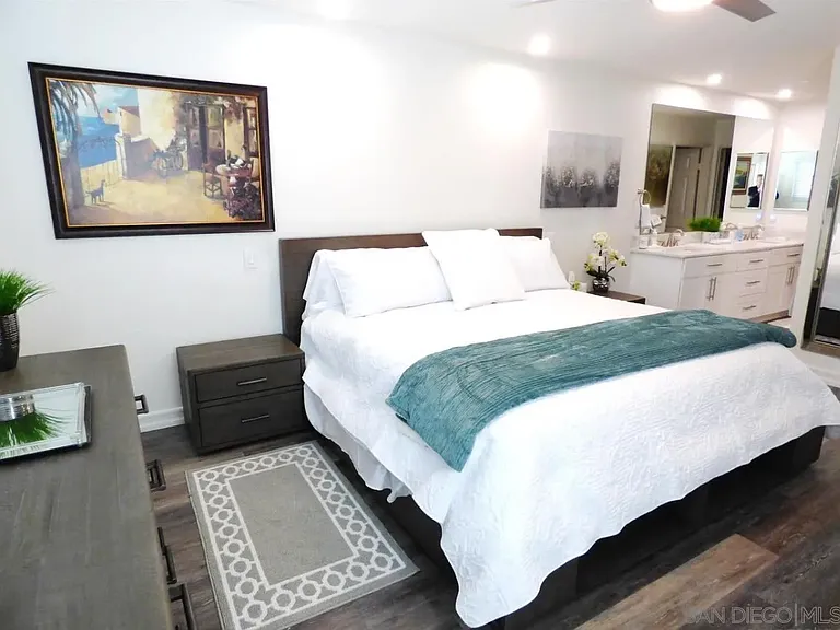1115 Pearl St #6 — Photo 15
