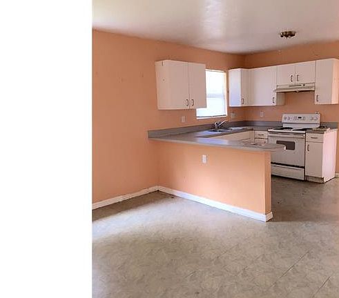 5th image of 15695 Hagie Dr