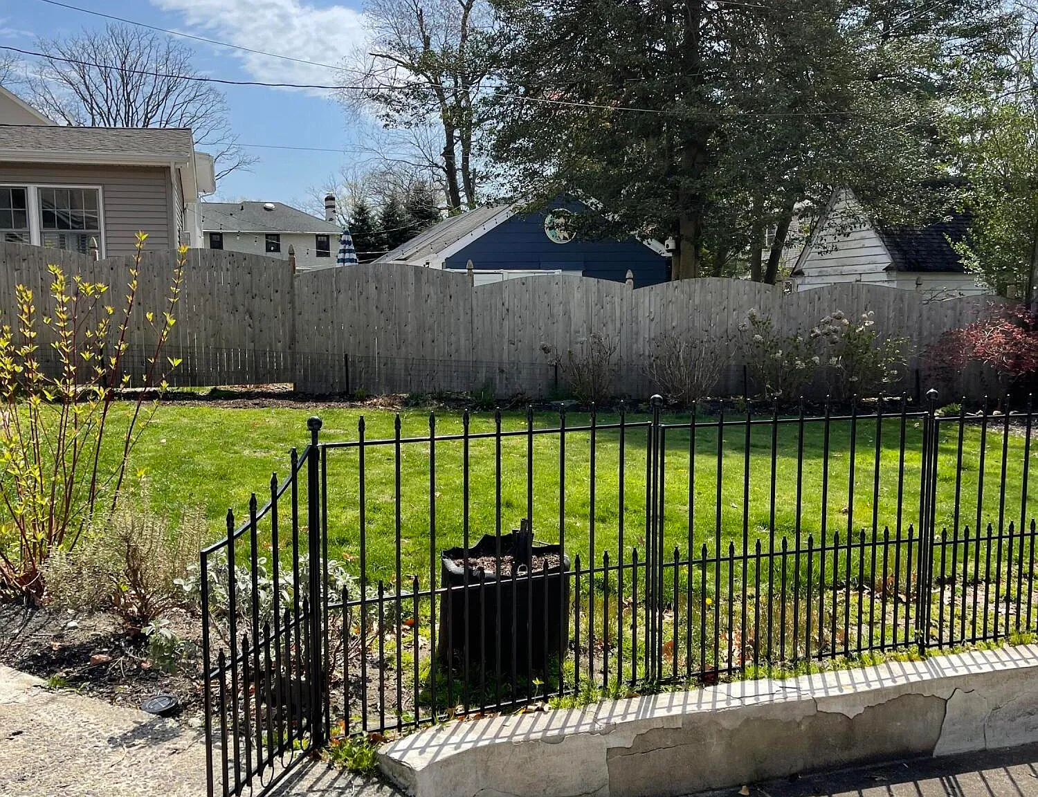 4 bed, 2.5 bath, $2,350 — Photo 2