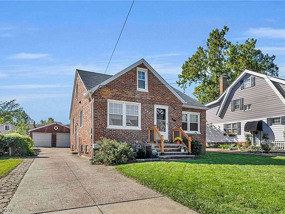 2nd image of 3811 Theota Ave