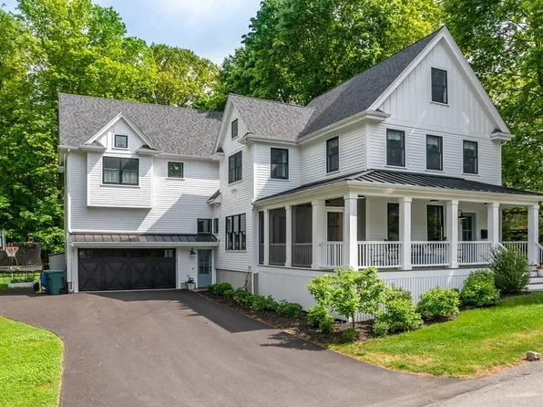 68 Crest Rd, Wellesley, MA 02482