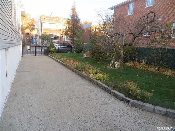 4th image of 3044 83rd St