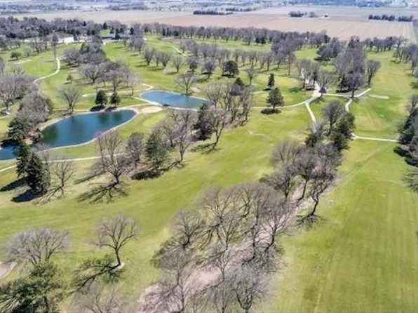 6494 Elk Pl, Columbus, NE 68601