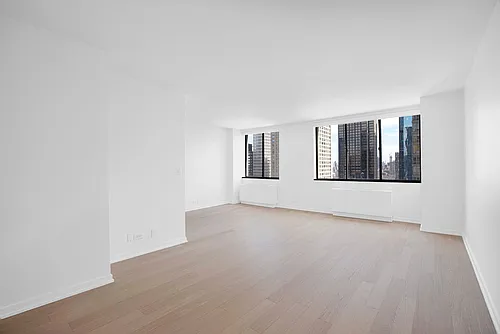 124 W 60th St #37-C Photo 1