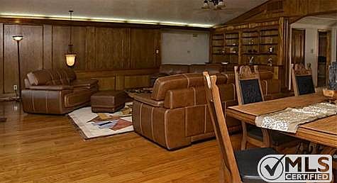 5th image of 1505 Lakeview Ct