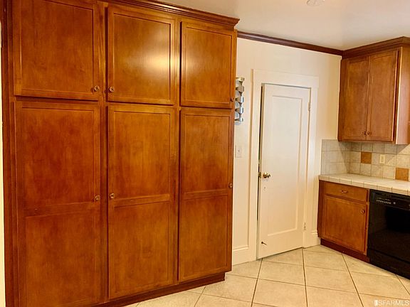 5th image of 1948 Lombard St Unit 1948