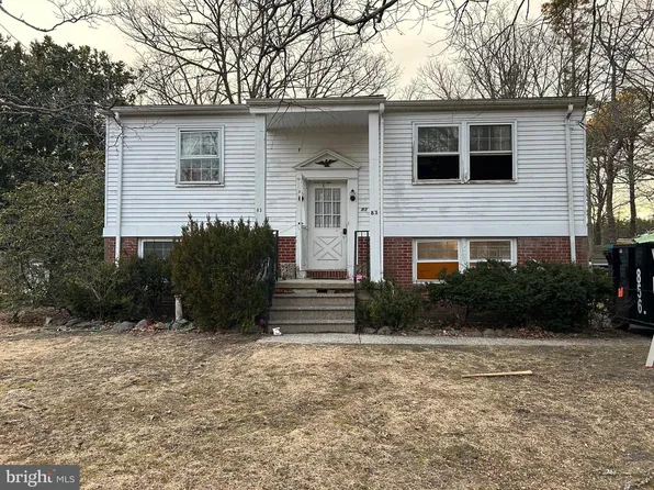 83 Lakeshore Dr, Hammonton, NJ 08037
