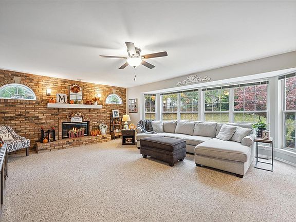 3rd image of 4101 Forder Valley Dr