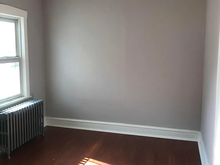 123 E Franklin Ave #1 — Photo 10