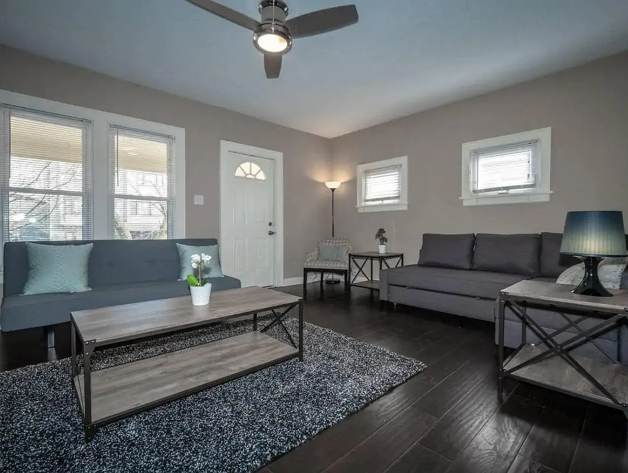 1391 Broadview Ave — Photo 3