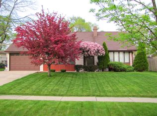 19343 S Beechnut Dr, Mokena, IL 60448