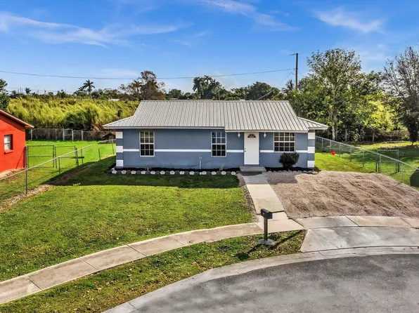 285 SW 9th Avenue, South Bay, FL 33493
