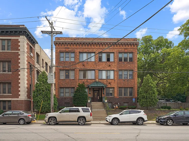 The Park Apartments — Photo 9