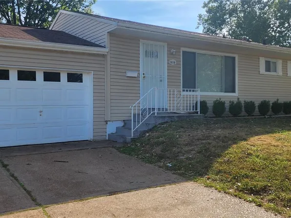 1610 Lakemoor Dr, Saint Louis, MO 63136