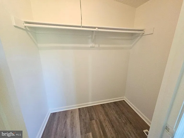 8099 James Monroe Hwy — Photo 11