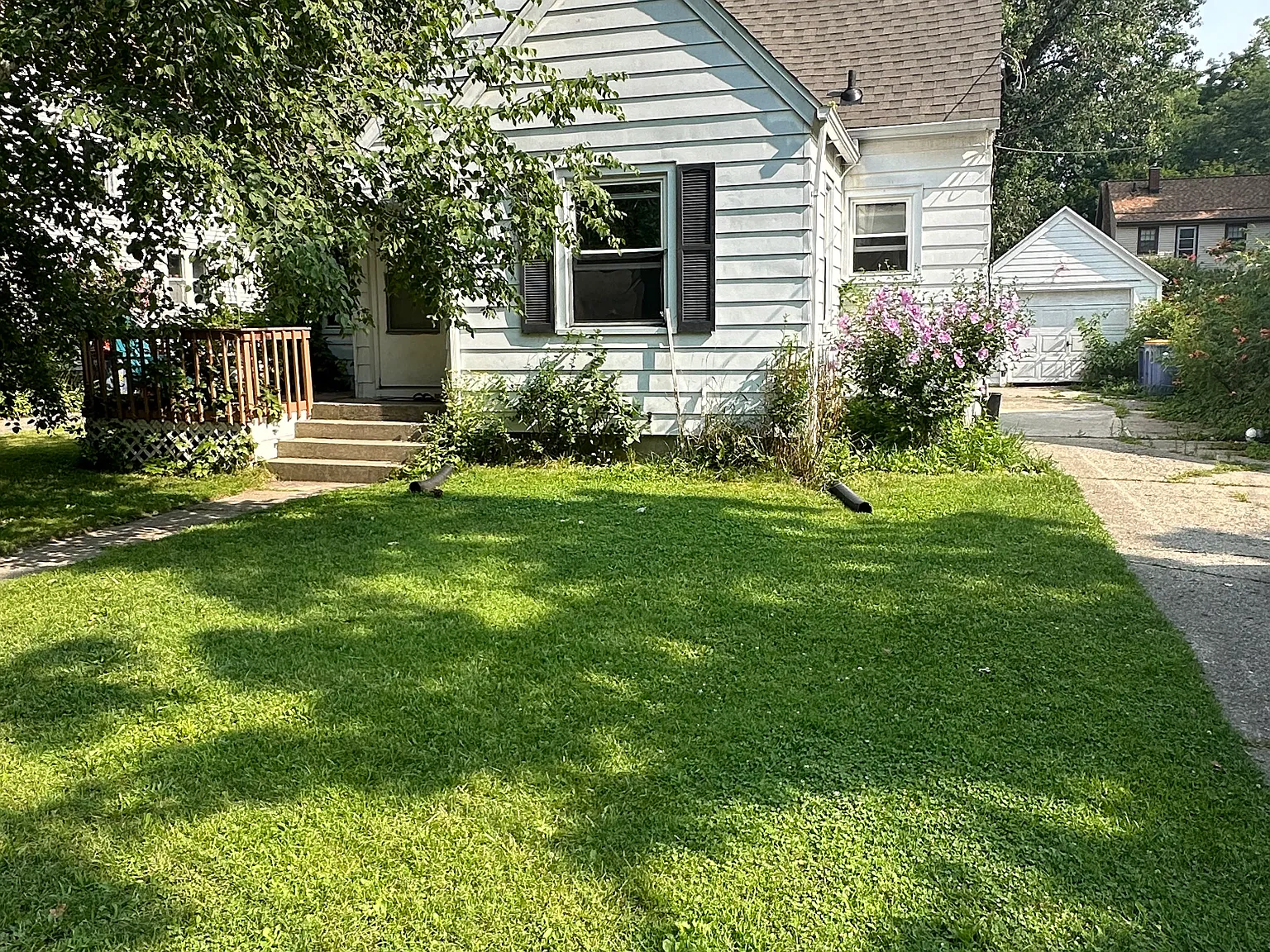 107 Rosemary St SE — Photo 1