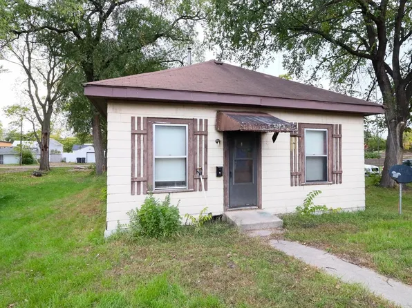 831 George STREET, La Crosse, WI 54603