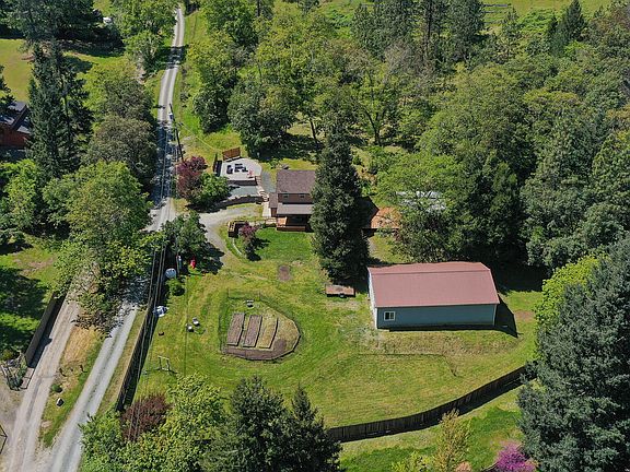 4th image of 9320 Wagner Creek Rd