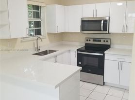 170 NE 142nd St, Miami, FL