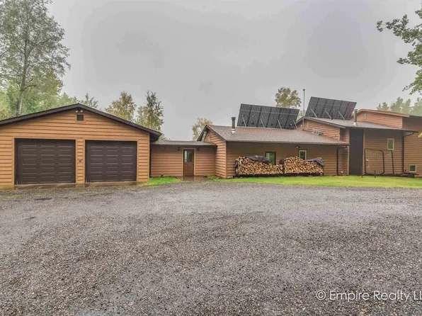 3683 Frenchman Rd, Fairbanks, AK 99709