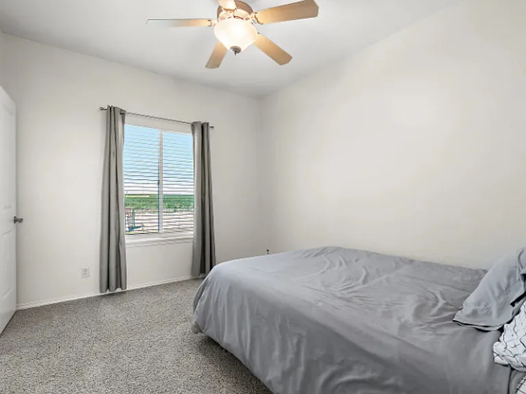 Southlake Cir — Photo 29