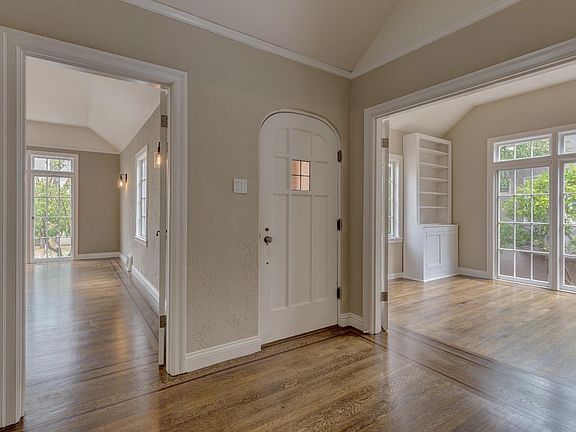 3rd image of 1345 Drake Ave