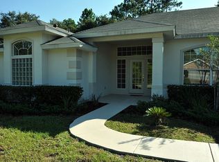 18 Woodbury Dr, Palm Coast, FL 32164