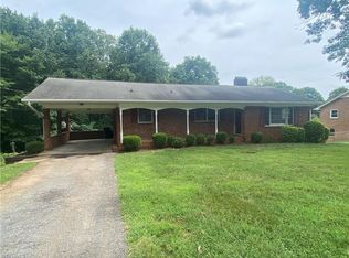 3231 Imperial Dr, Walkertown, NC 27051