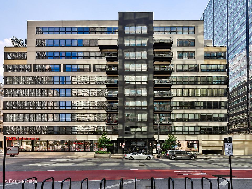 1st image of 130 S Canal St APT 515