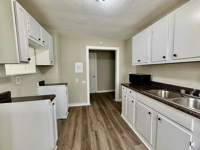 1448 Menager Rd — Photo 4